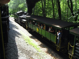 We "meet" another train along the switchback.