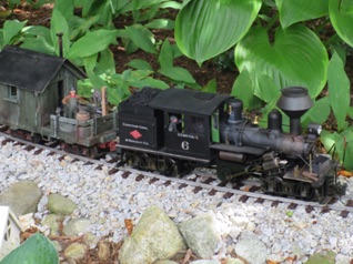 I get a closeup of Bob's locomotive.